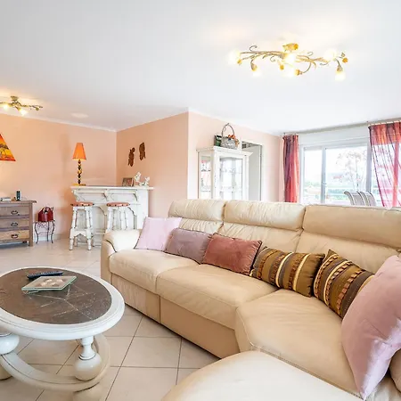 Les Cascades Du By Interhome Appartement